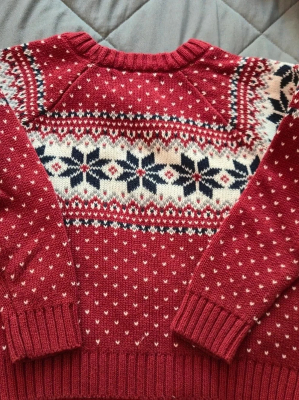 Old Navy Red and White Knit Crewneck Sweater